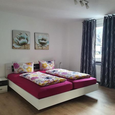 Ferienhaus Schnitzius Kinheim Екстериор снимка