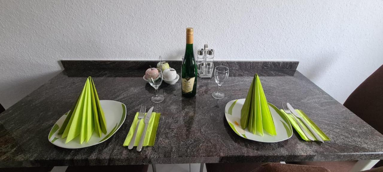 Ferienhaus Schnitzius Kinheim Екстериор снимка